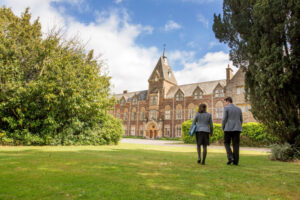 King’s College UK-001