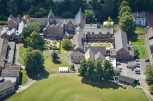 King’s College UK-003